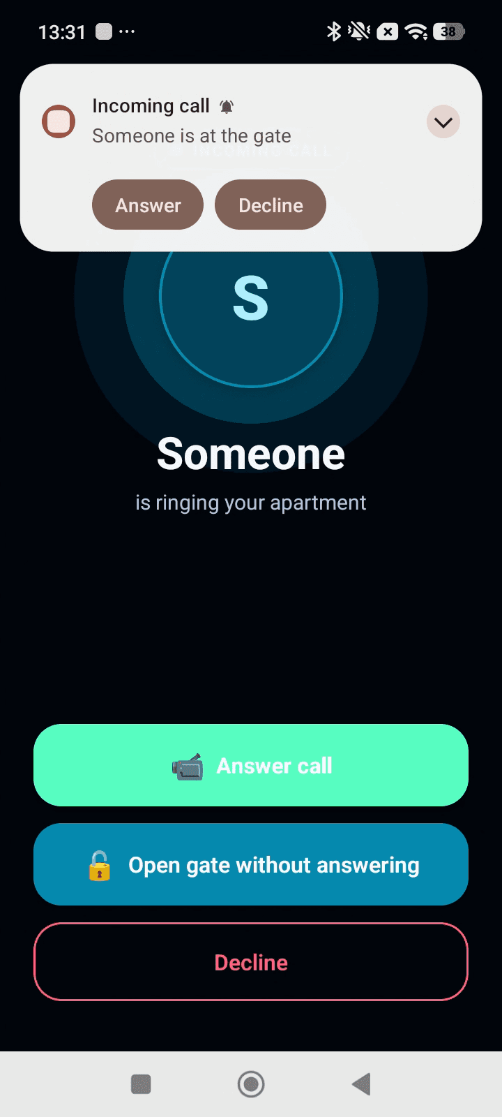 Incoming call screen with Answer call, Open gate without answering and Decline